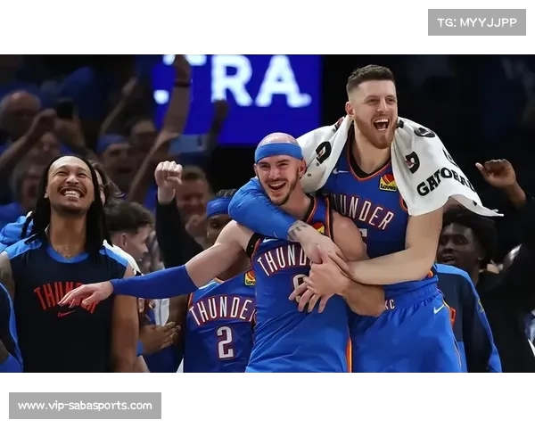 雷霆队屡创佳绩,赢得球迷掌声! 雷霆队屡创佳绩,赢得球迷掌声!